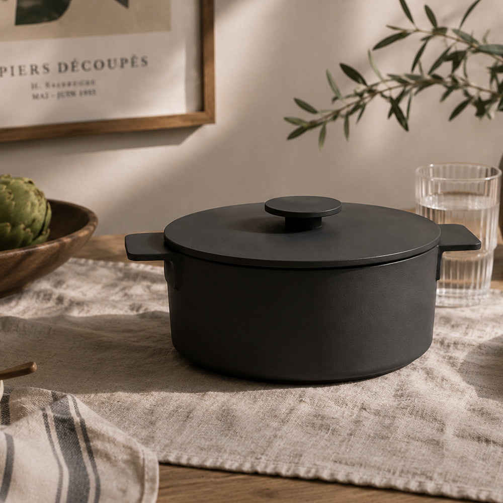 POT M BLACK SURFACE
