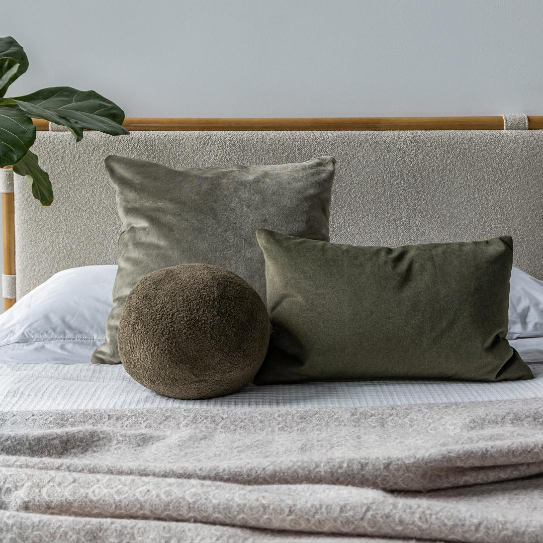 Crush Cushion - Rectangular - Lichen
