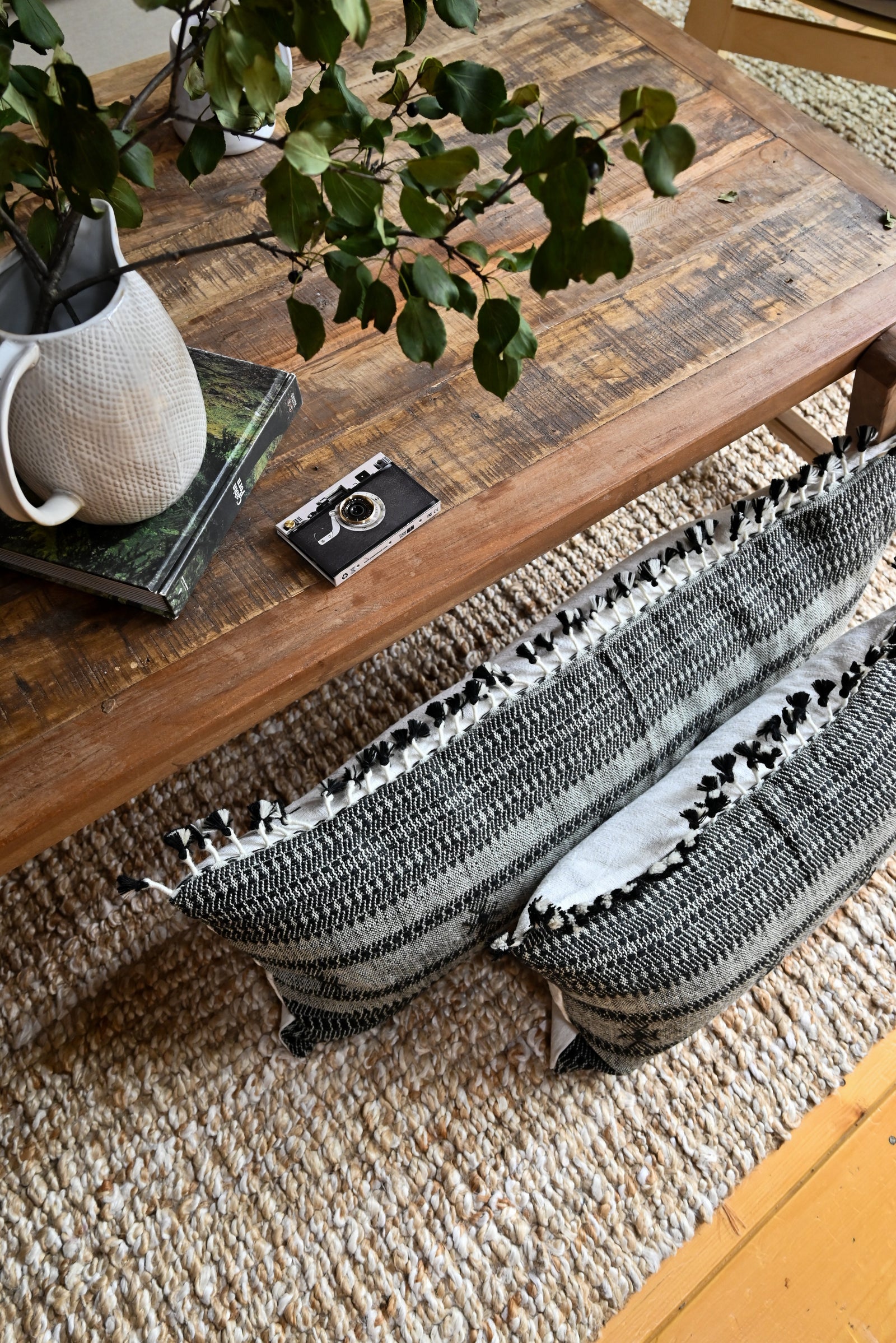 BHUJODI PILLOW COVER - BLACK