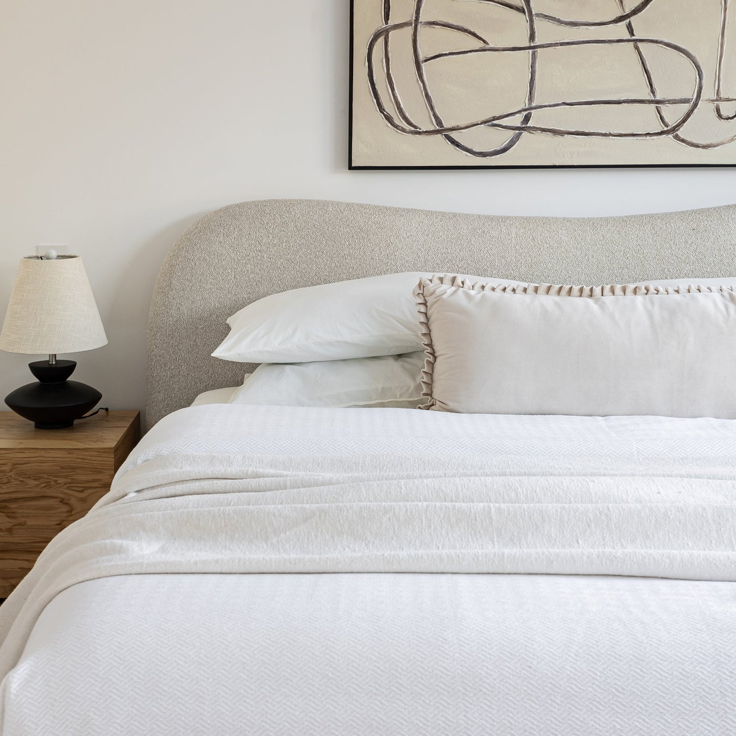 Fox Queen Bed - Buff