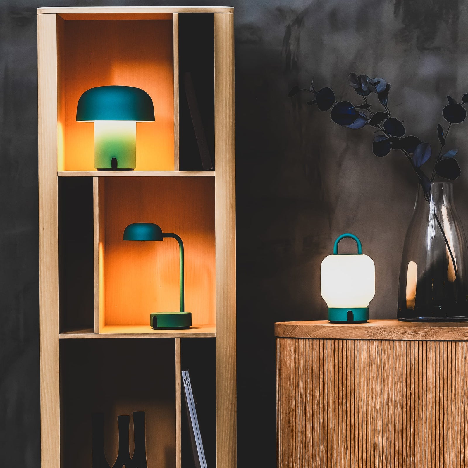 Fokus Sleek Rechargeable Table Lamp