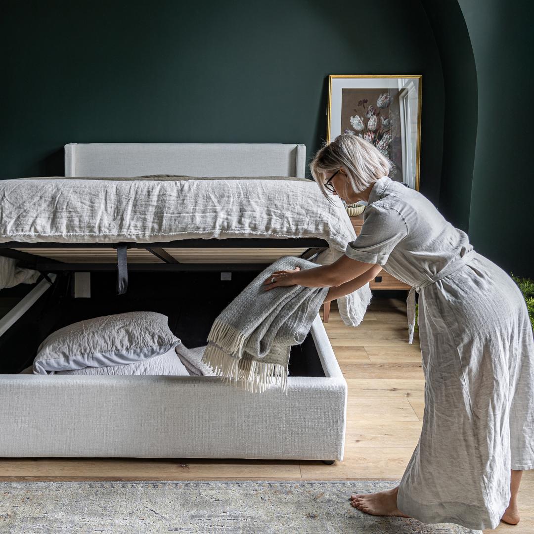 Josie Queen Storage Bed - Cream