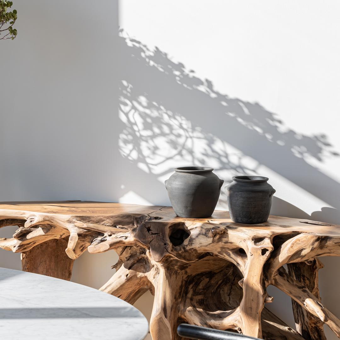 Natura Bebas Console - L