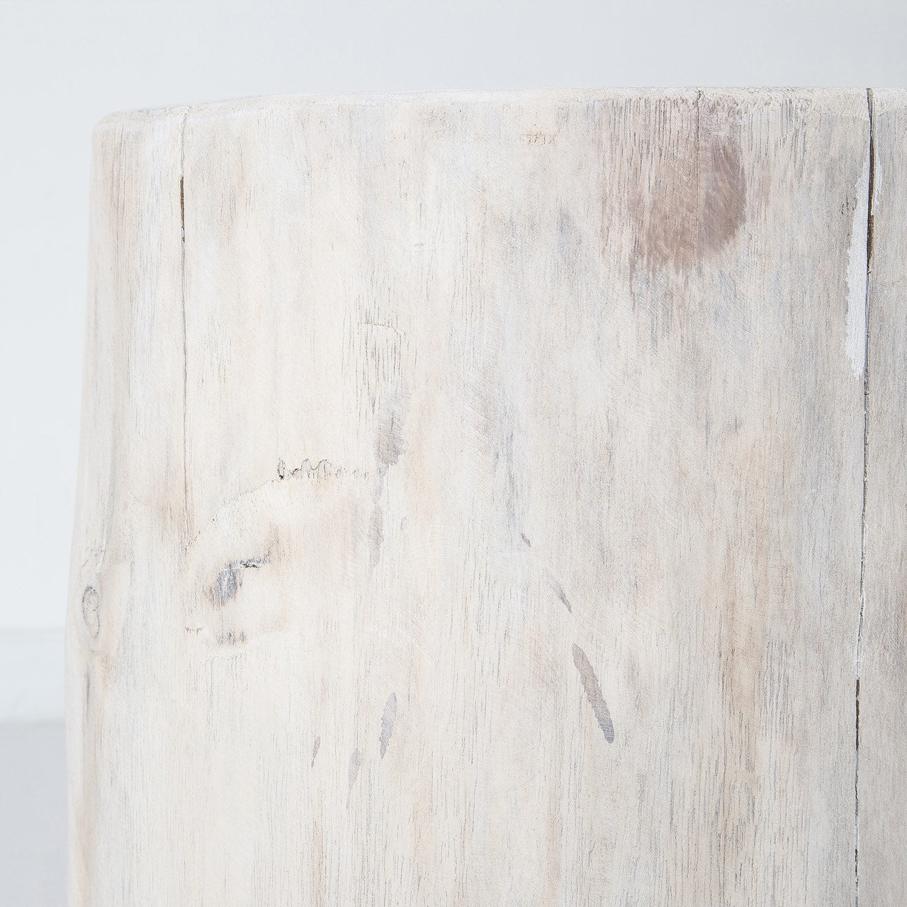 Nova Wide 18 Inch Stump - Round - White