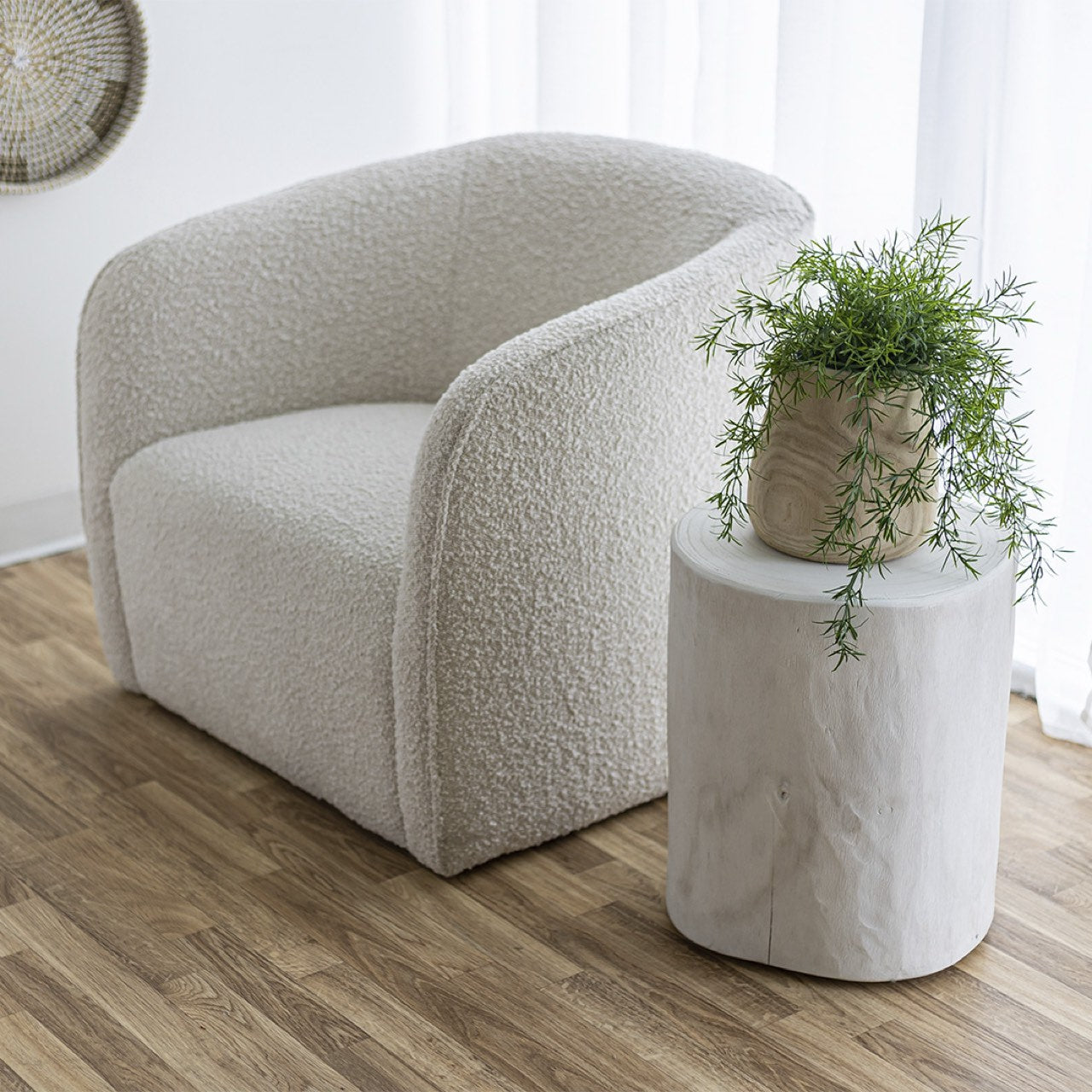 Nova Wide 18" Stump - Round - White