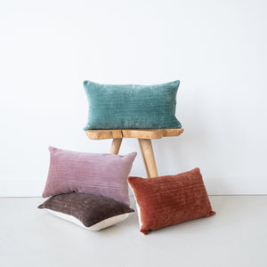 VELVET - RIBBED BROWN