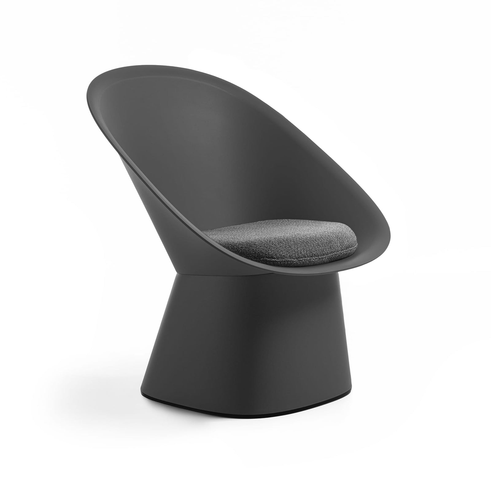 Sensu Lounge Chair - Indoor & Outdoor Use