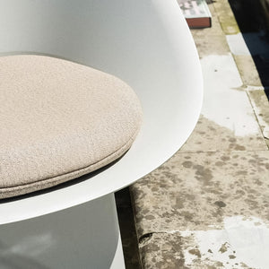 Sensu Lounge Chair - Indoor & Outdoor Use