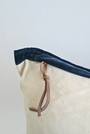 VELVET - HOTEL COLLECTION NAVY LUMBAR