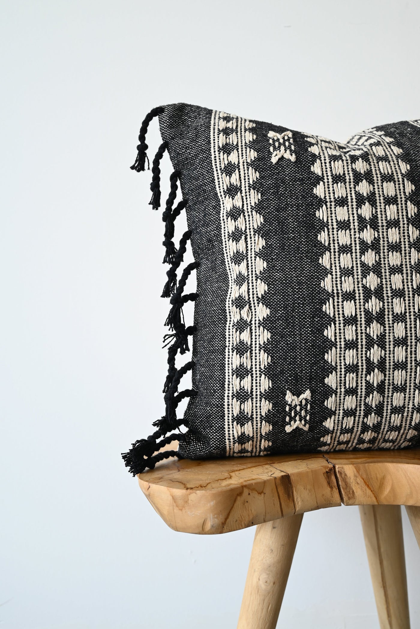 BHUJODI PILLOW COVER - CHARCOAL