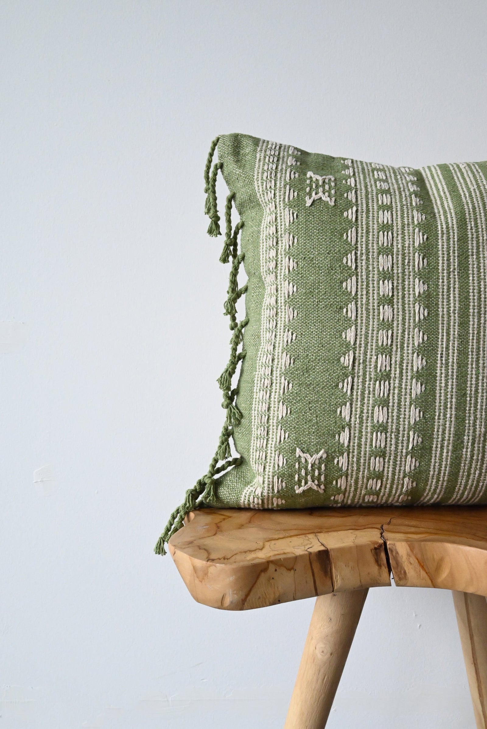 BHUJODI PILLOW COVER - GREEN