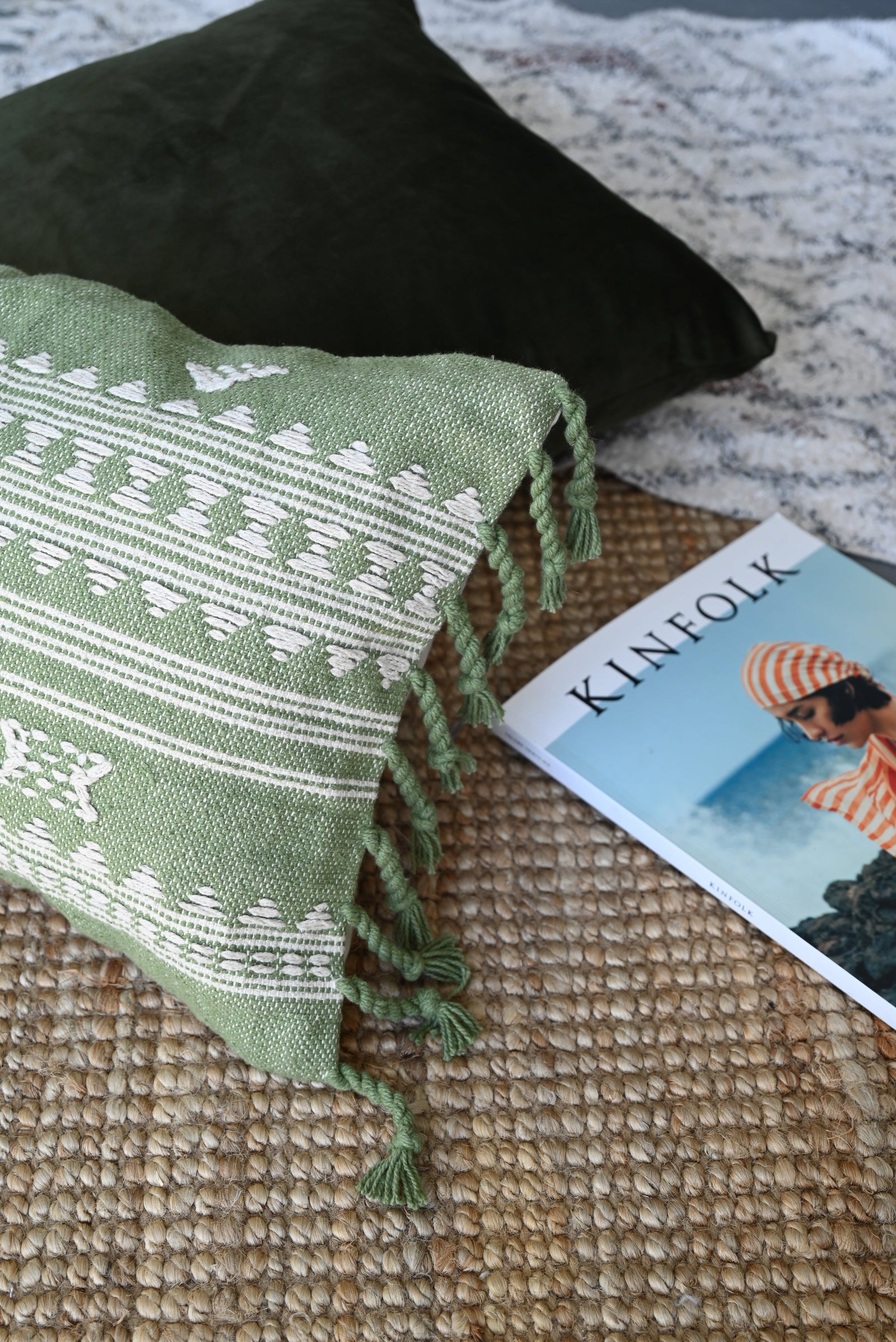 BHUJODI PILLOW COVER - GREEN