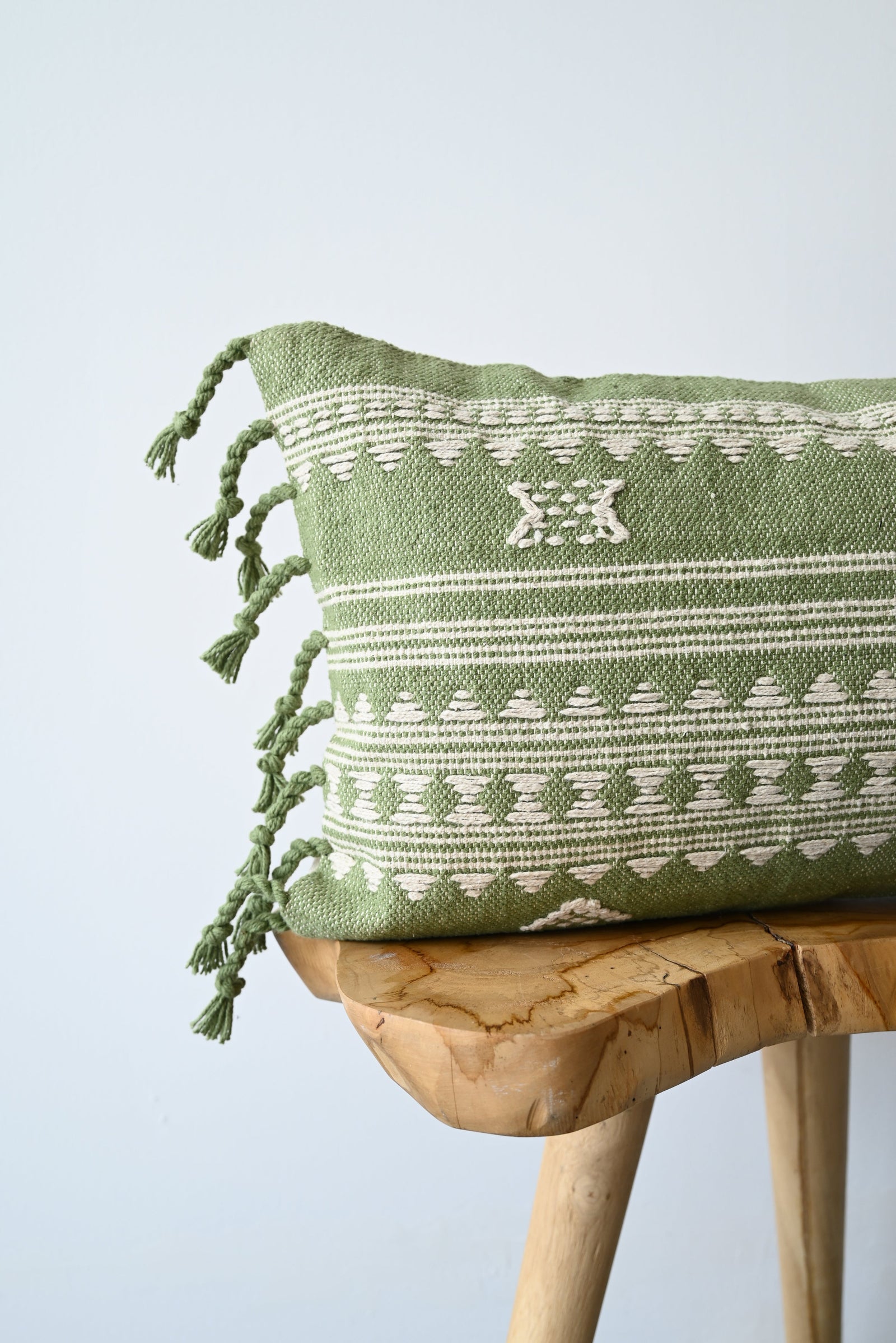 BHUJODI PILLOW COVER - GREEN