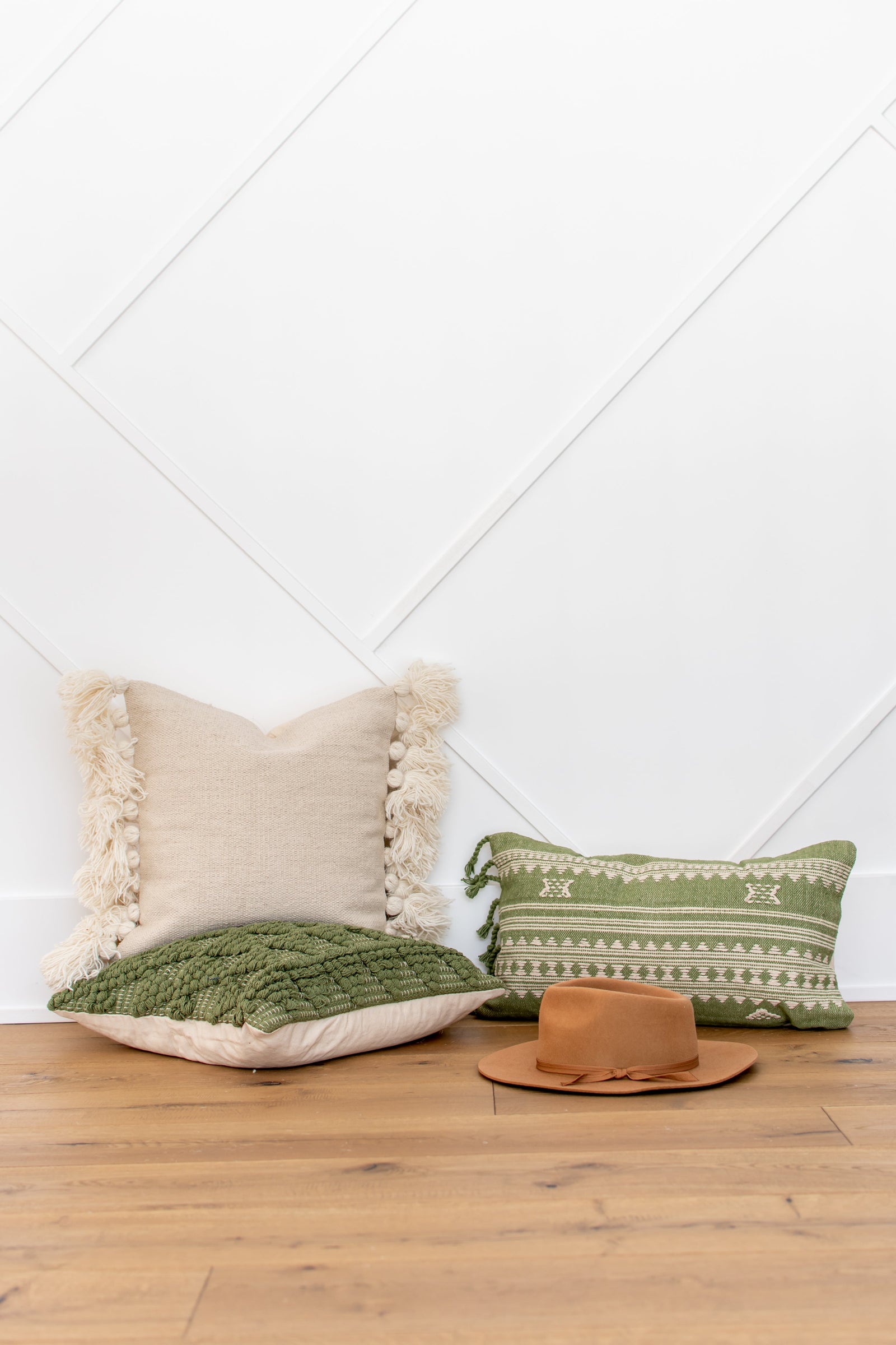 BHUJODI PILLOW COVER - GREEN