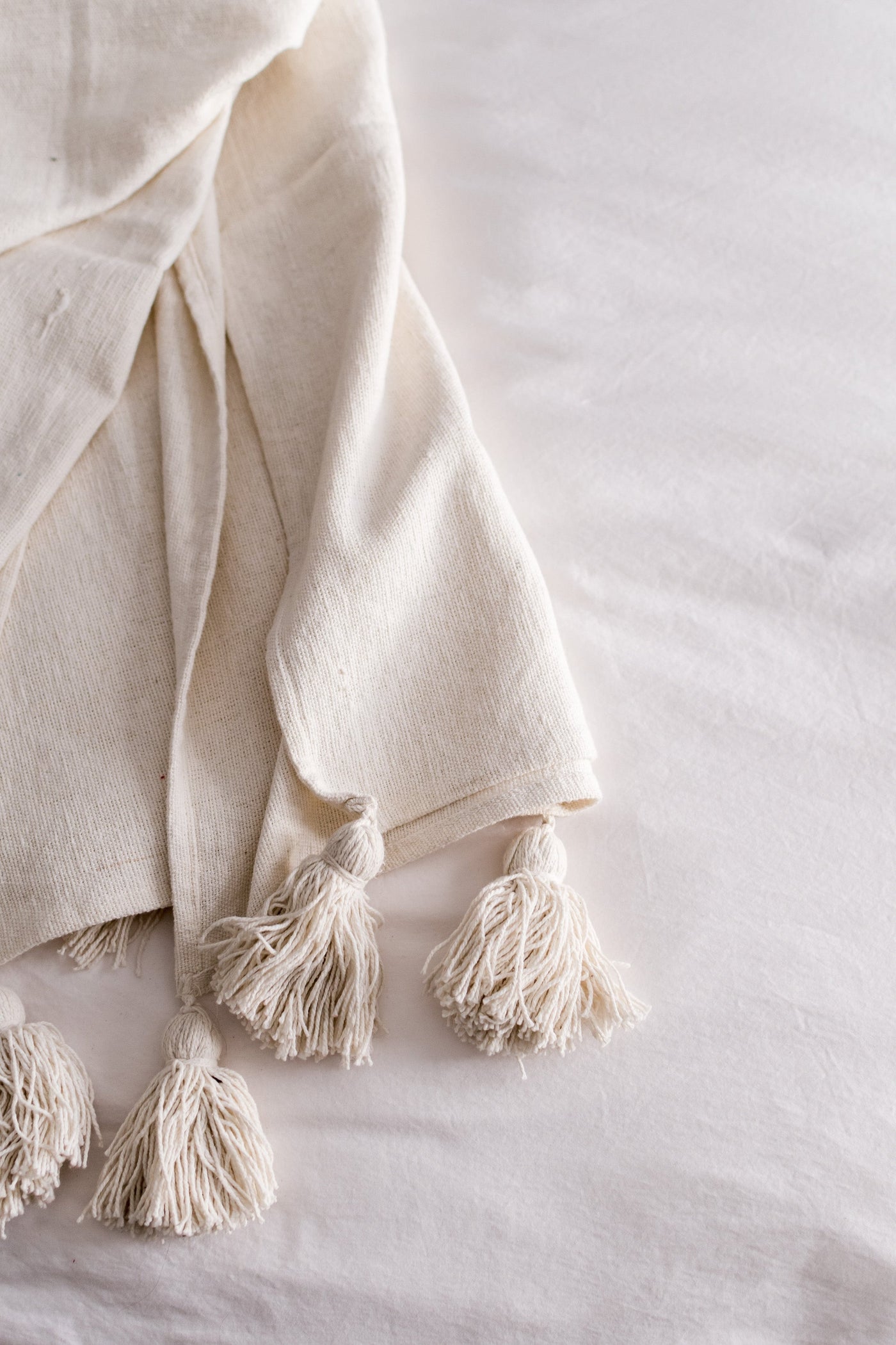 THROW BLANKET - FREYA