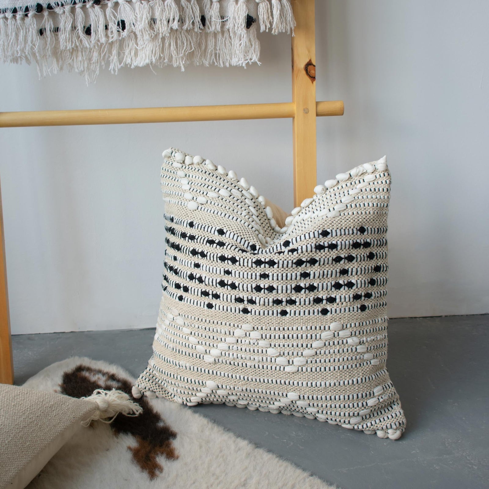 COTTON CANVAS - GEOMTRICAL