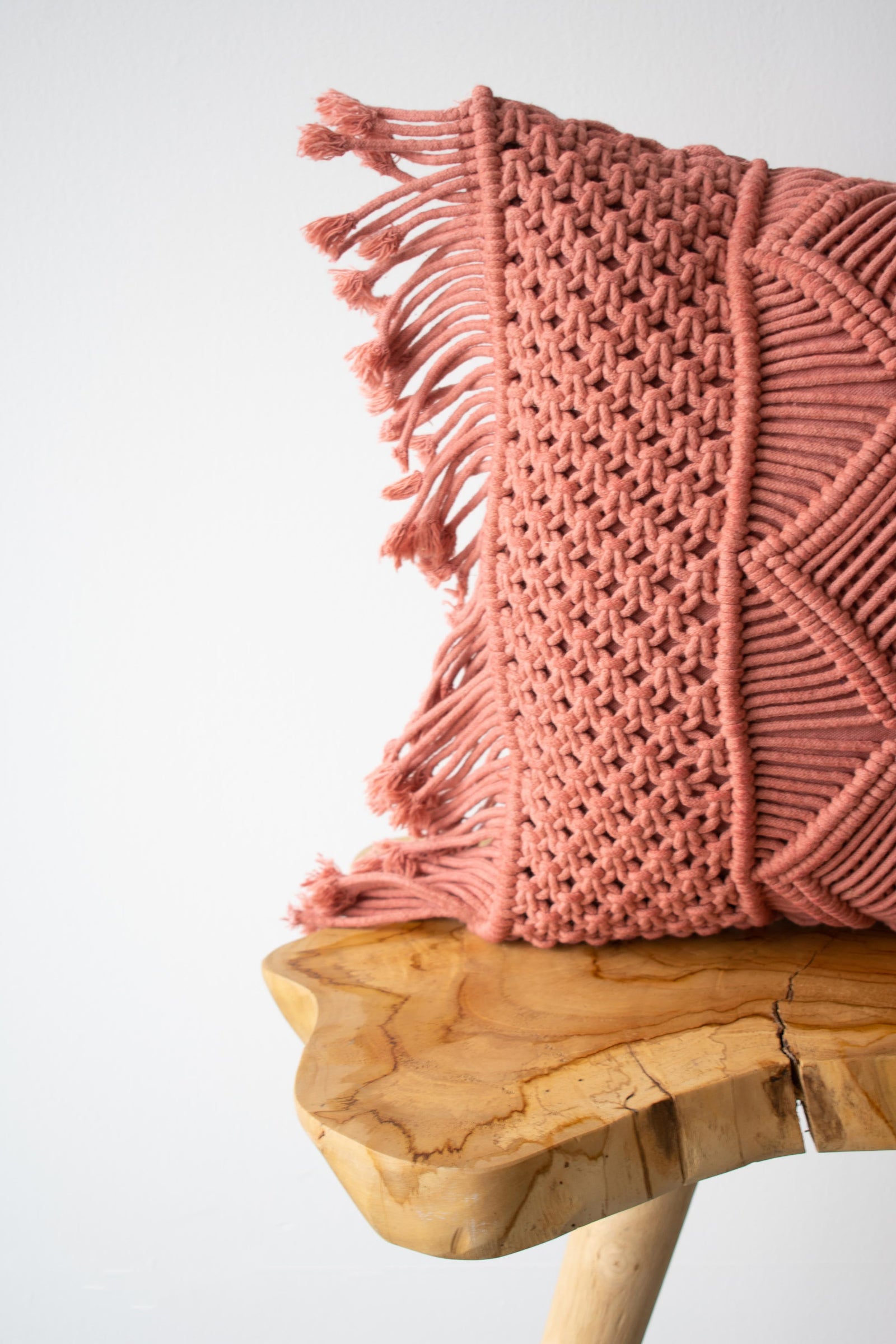 MACRAME - ROSEWOOD