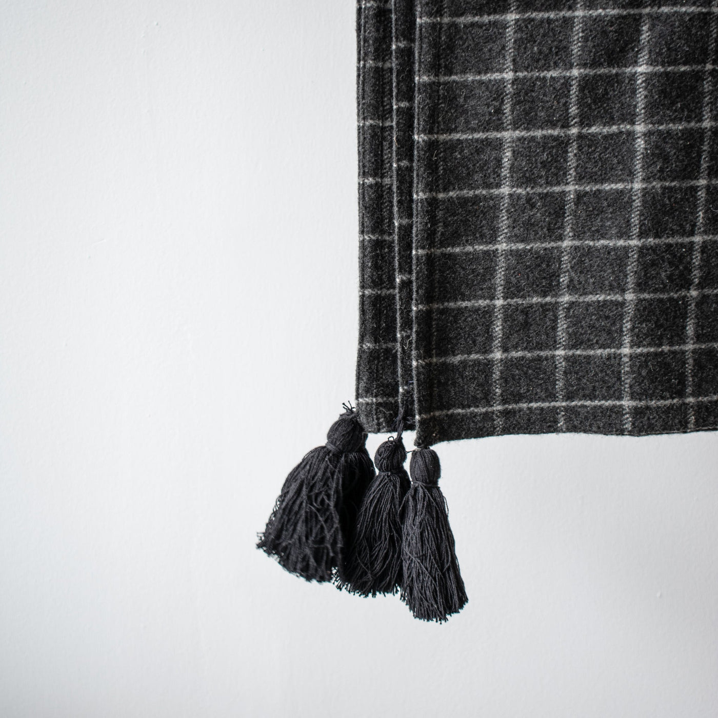 THROW BLANKET - ARMSTRONG