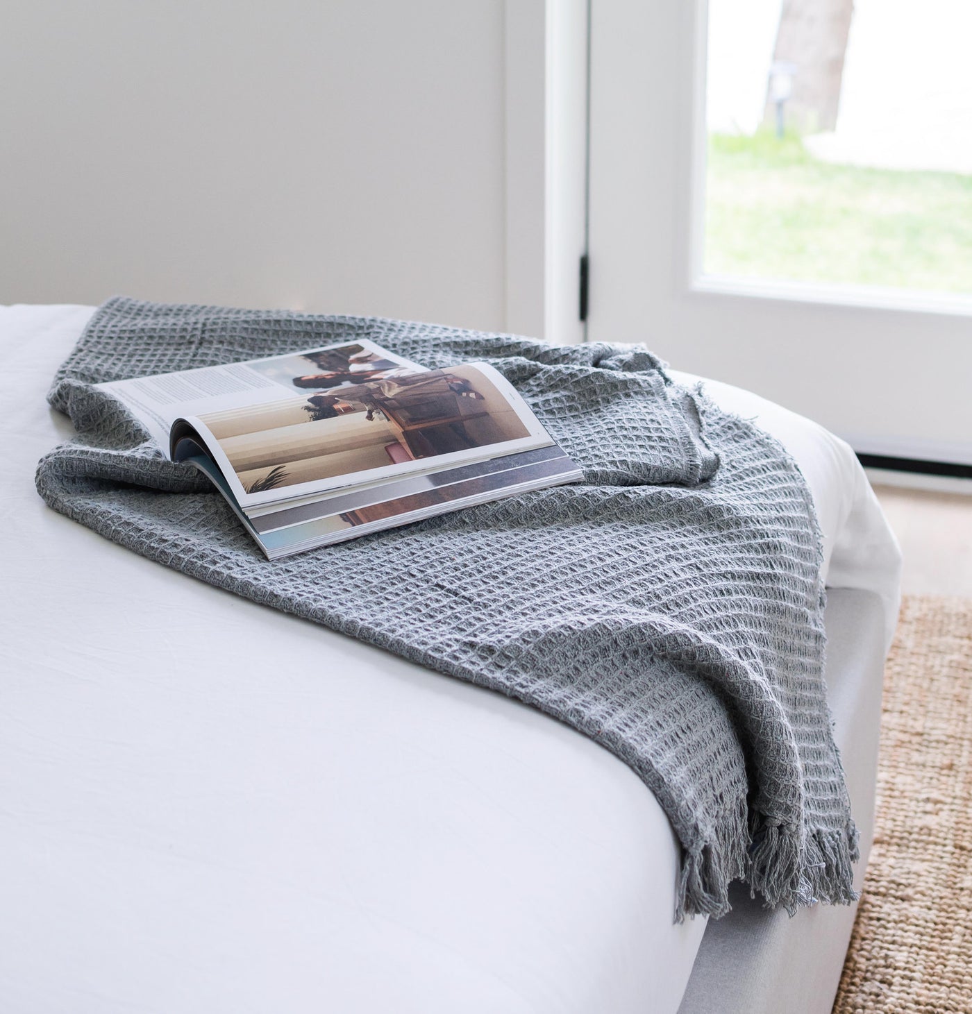 THROW BLANKET - WAFFLE GREY