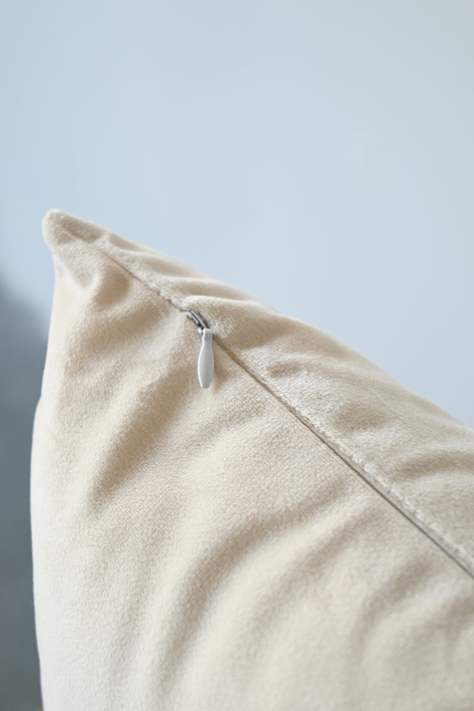 VELVET - IVORY LUMBAR