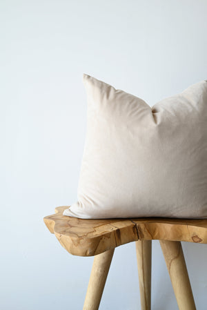 VELVET - STONE 18"