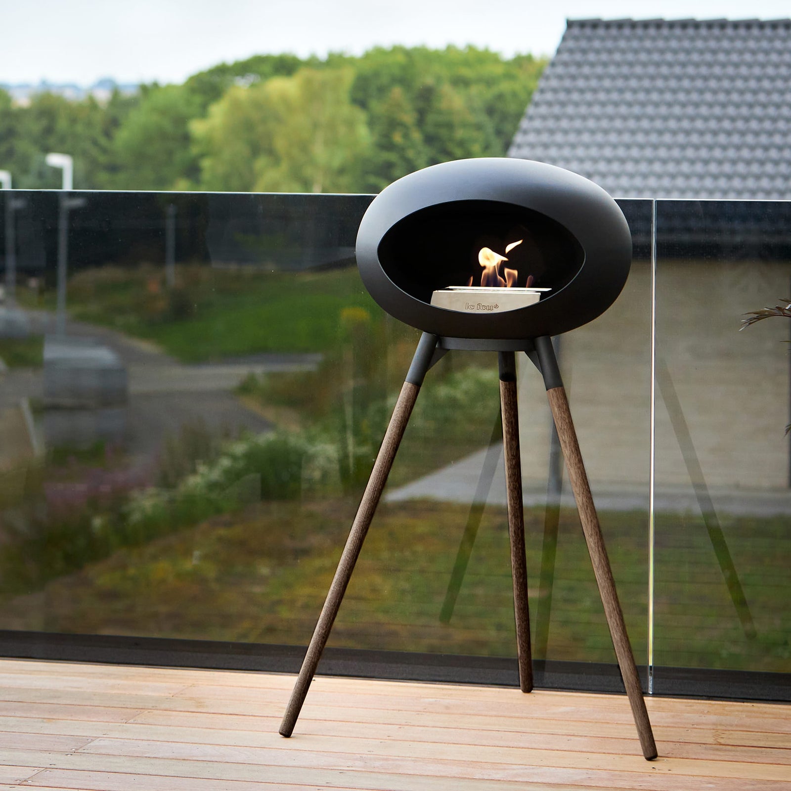 Le Feu Ground High Dome Matte Black Fireplace - BioEthanol Fuel