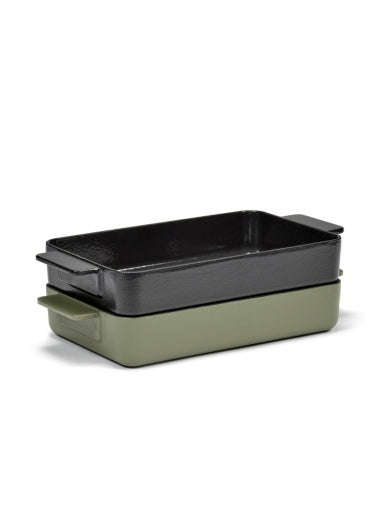 Surface Large Cast-Iron Oven Dish