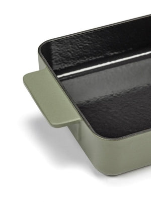 Surface Large Cast-Iron Oven Dish
